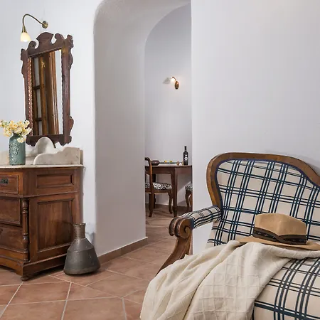 Kastro Mansion Apartment