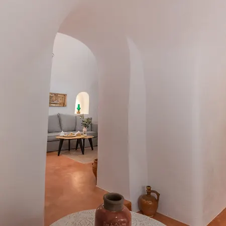 Kastro Mansion * Pyrgos Kallistis